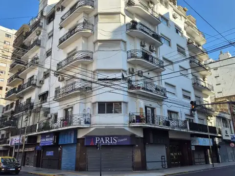 Sarmiento 2600, Piso 6