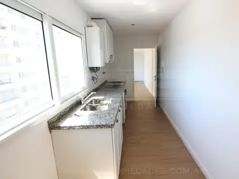 Departamento en Alquiler con 1 cocheras