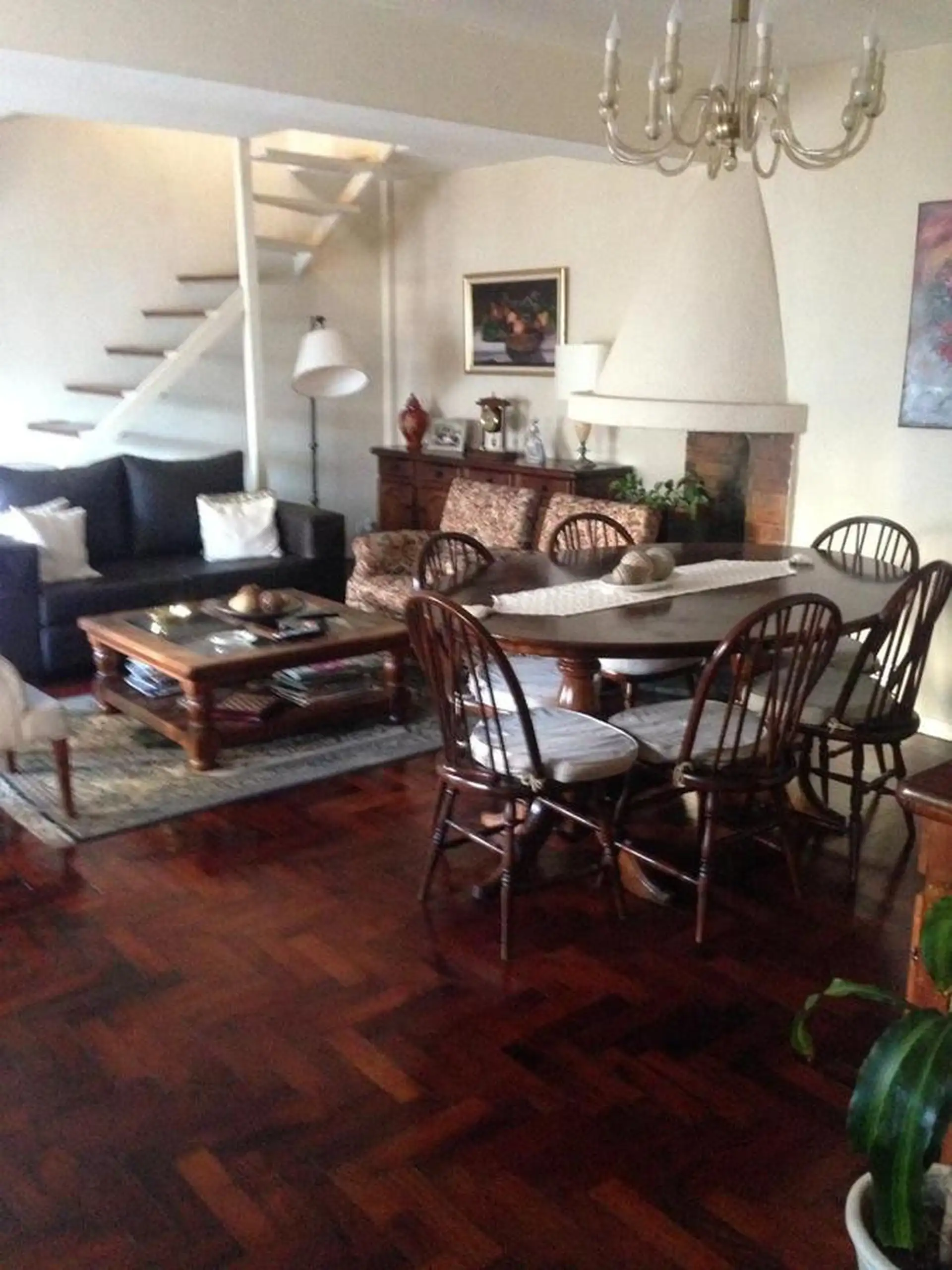 Departamento 4 amb en dúplex, 130m² con balcón terraza — Céntrico