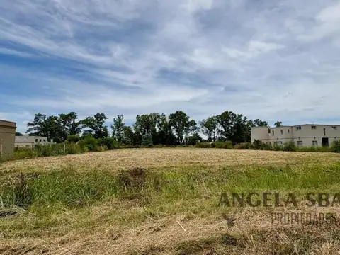 Terreno en Venta de 3281,0 m2