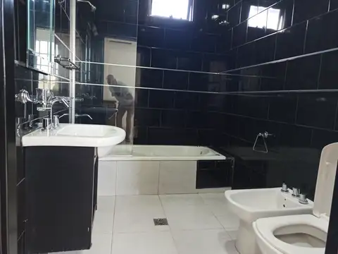 Departamento en Alquiler en Barrio Carupa, $ 700.000