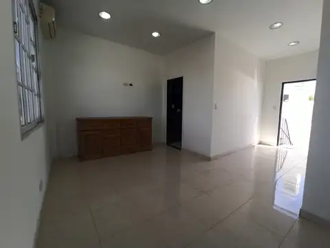 Santa Rita 1100, Piso 1