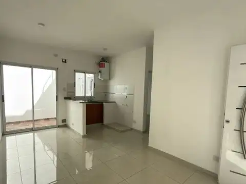 Departamento de 3 ambientes en Venta en Lanus