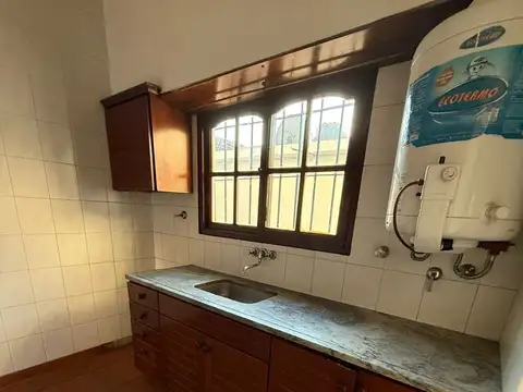 Depto Tipo Casa en Alquiler de 3 ambientes