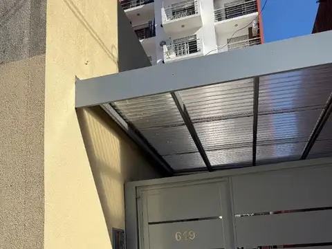 8 E/ 44 Y 45 600, Piso 10