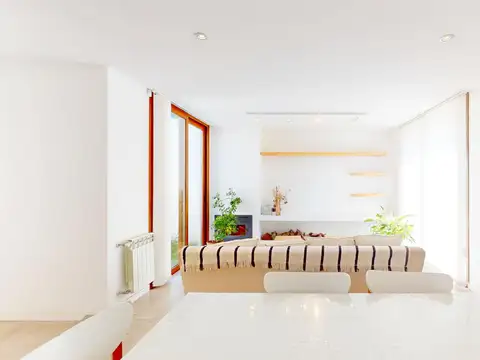 Casa en Alquiler en City Bell, USD 1.400