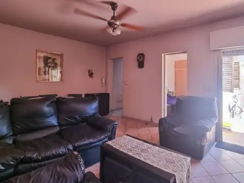 Depto Tipo Casa 4 ambientes con 1 baño