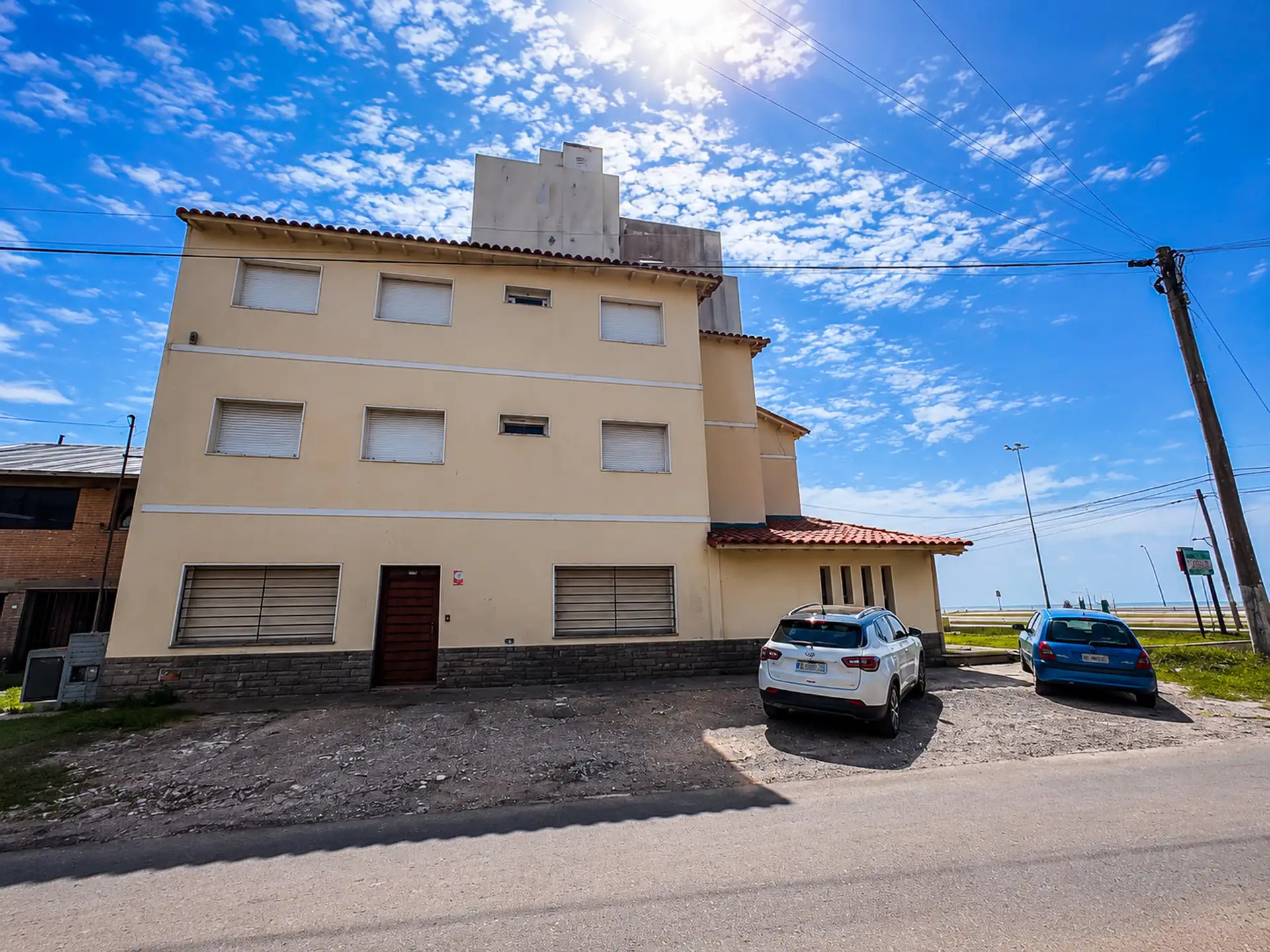 Terreno 454m² frente al mar en Av. Félix U. Camet — Oportunidad de desarrollo