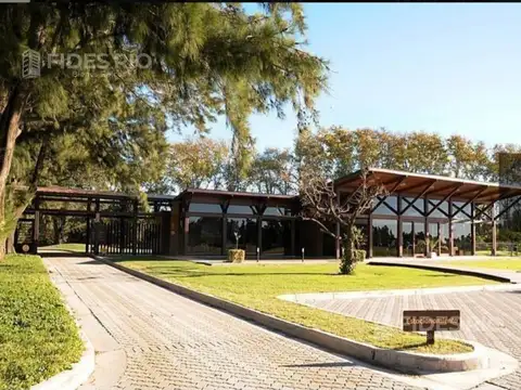 Terreno en Venta de 849,0 m2