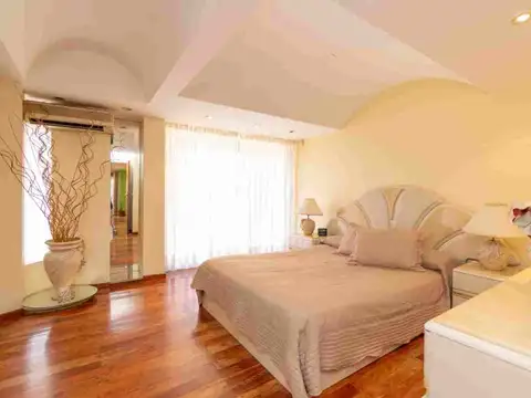 Departamento en Venta en Villa del Parque, USD 330.000