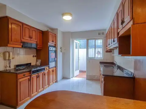 Departamento 4 ambientes con 3 baños
