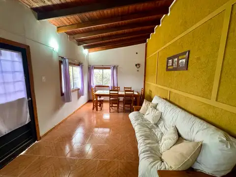 Casa 3 ambientes con 2 baños