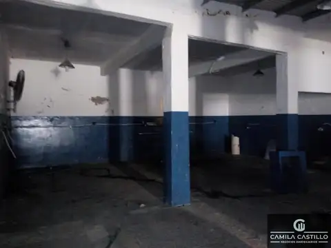 Galpón en alquiler de 200m2 ubicado en Lomas del Mirador