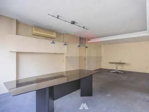 Oficina en Venta en Ciudad Vieja, USD 75.000