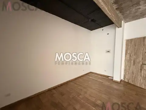Oficina en Alquiler al Este