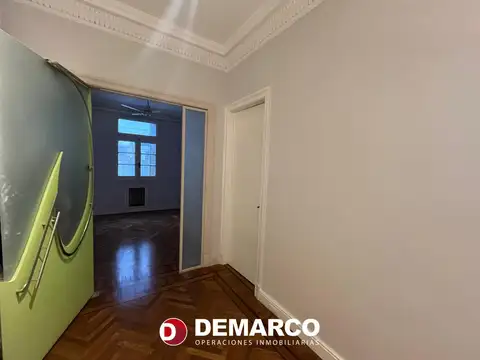 Oficina en Alquiler 80 años