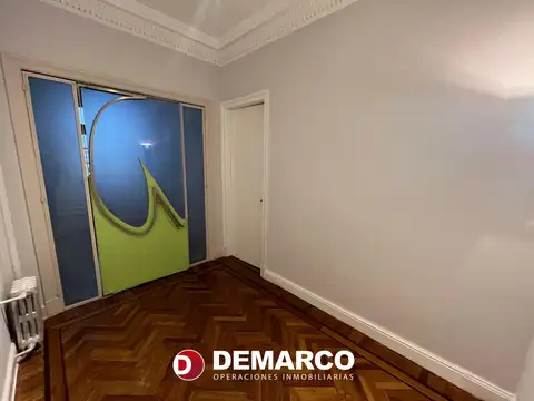 Oficina en Alquiler al Este