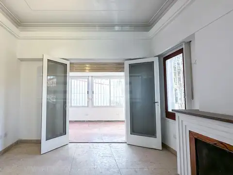 Casa 7 ambientes con 3 baños