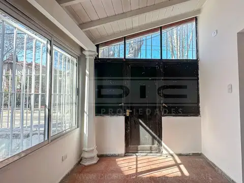 Chalet 2 dormitorios Venta - Martinez - Vias/Santa Fe