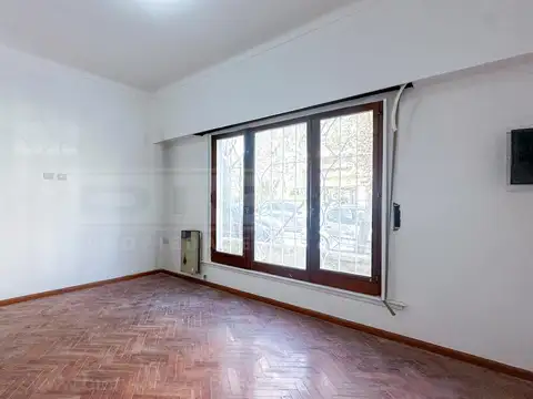 Casa 7 ambientes con 3 baños