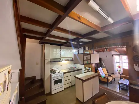 Casa 4 ambientes con 1 baño