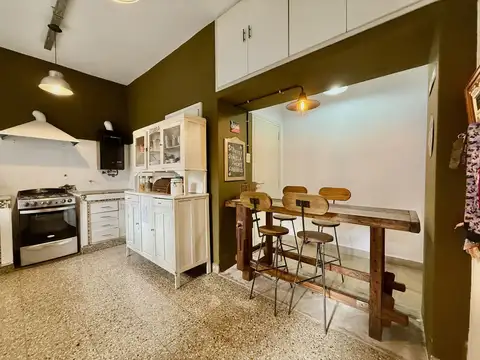 Casa 3 ambientes con 2 baños