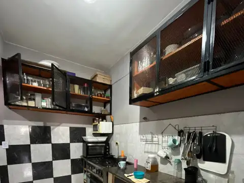 Casa 5 ambientes con 2 baños