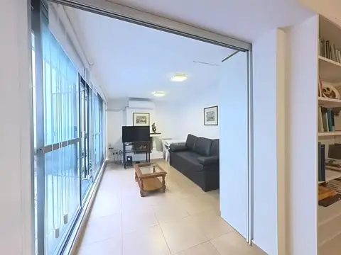 RECOLETA. DEPARTAMENTO AMOBLADO DOS HABITACIONES CON PATIO