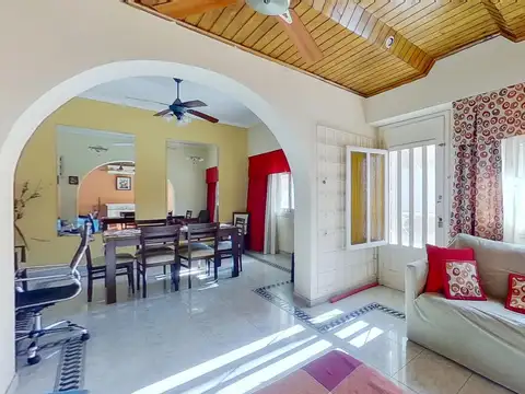 PH en Venta en Monte Castro, CABA