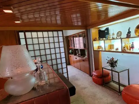 Departamento 8 ambientes con 4 baños