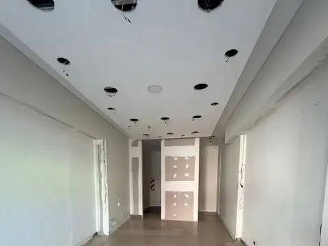 Local en Alquiler en San Antonio de Padua, $ 1.400.000