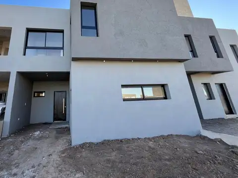 Casa en Venta 1 año