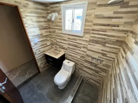 Depto Tipo Casa en Venta con 1 cocheras