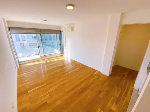 Departamento con cochera en venta en  VENICE, TIGRE.