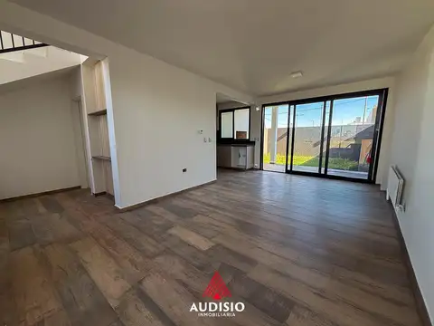 Rincones de Manantiales - Frente a espacio verde al 40