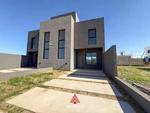 Duplex en venta - Rincones de Manantiales