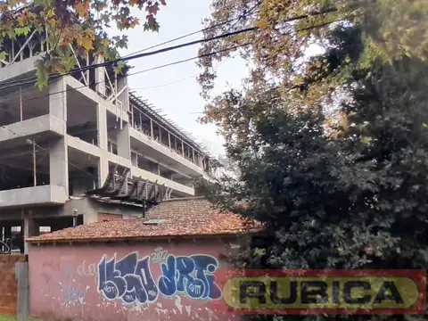 Lujan al 5900