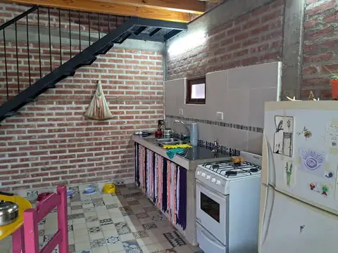 Casa 3 ambientes con 1 baño