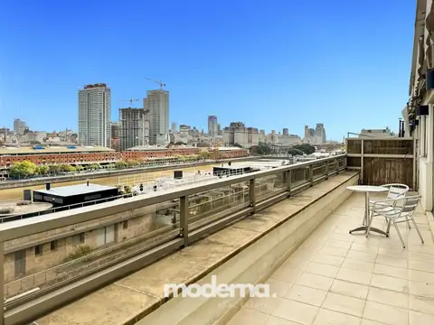 Duplex en Puerto Madero con terraza propia y vista al dique - Cochera fija - Amenities Seg 24 hs