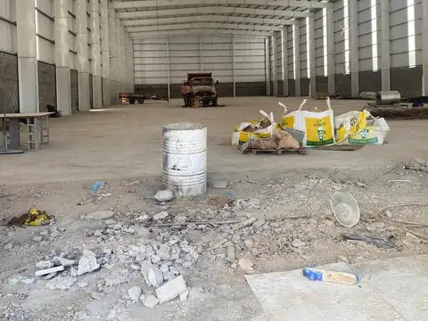 Depósito en  alquiler de 3.000 m2 en predio cerrado, Ezeiza.