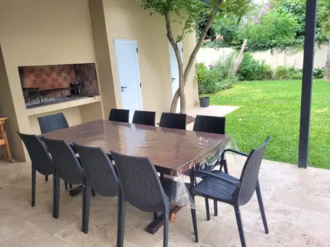 Alquila Casa 8 Ambientes Acassuso Libertador /rio pisci Jard