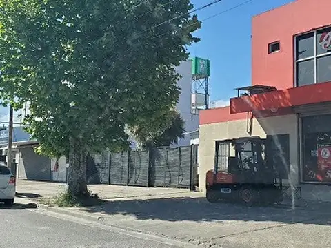 Av 23 - Mitre esquina 38