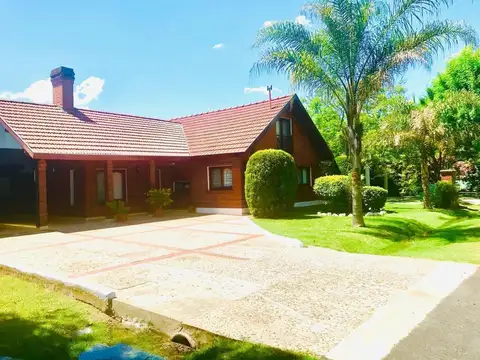 Casa en Venta en Los Sauces, USD 255.000
