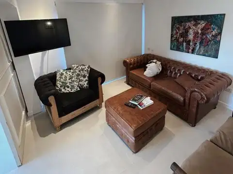 CASA 4 AMBIENTES + CONTENEDOR