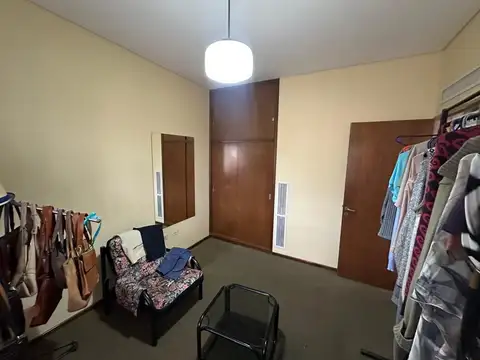APTO CREDITO CHALET 4 AMB CON DEPENDENCIA, 2 COCHERAS, QUINCHO, EN CASEROS