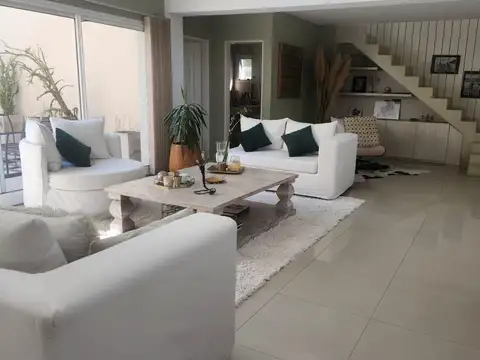 Casa en Alquiler al Noreste