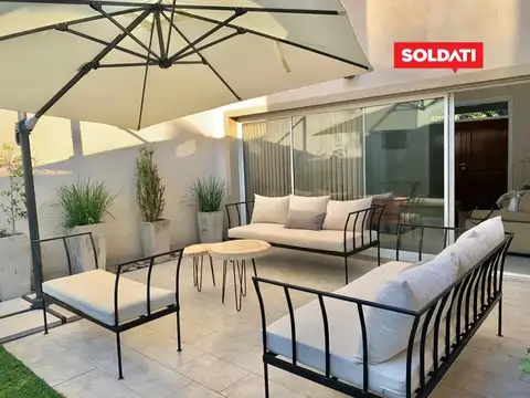 Casa en Alquiler en El Portillo, USD 2.500