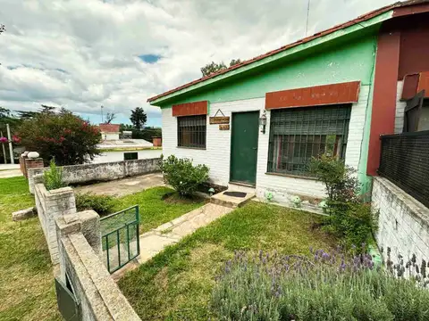 VENTA CASA TANTI 2 DORM PATIO PROXIMA AL RIO