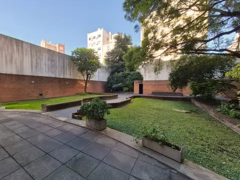 Departamento en Venta en Parque Centenario, USD 168.000