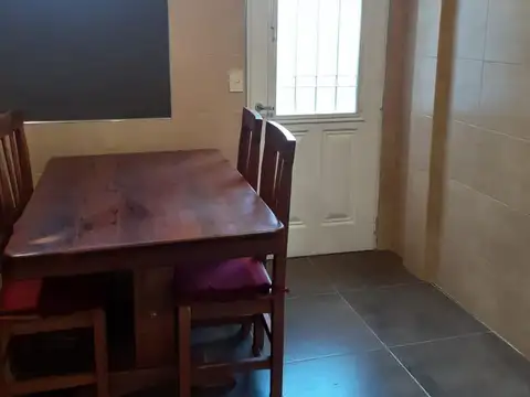 Depto Tipo Casa en Alquiler de 2 ambientes
